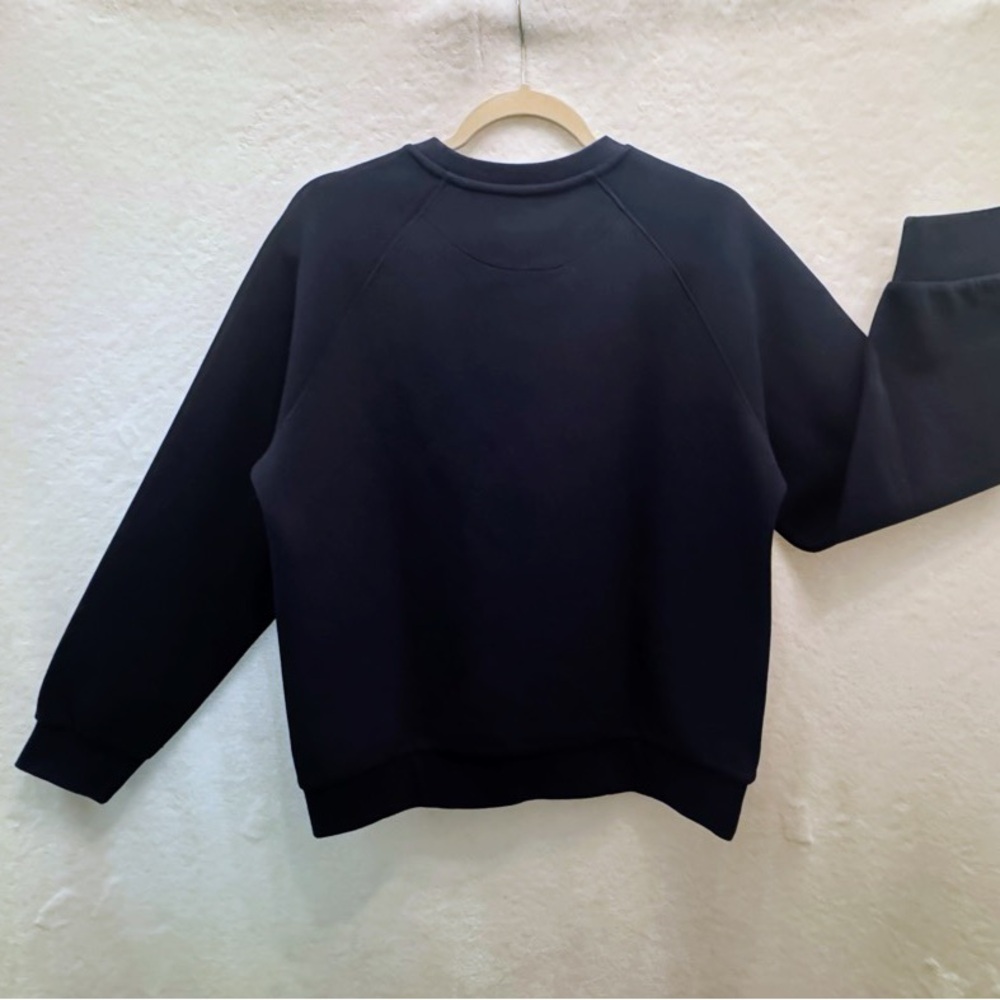 Lacoste Woman’s Navy Crewneck Sweatshirt with Green Logo Sz 40 Large Classic - Picture 2 of 5